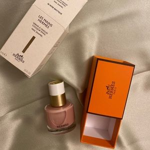 Hermes brand new nail polish in 06 Rose Baltique